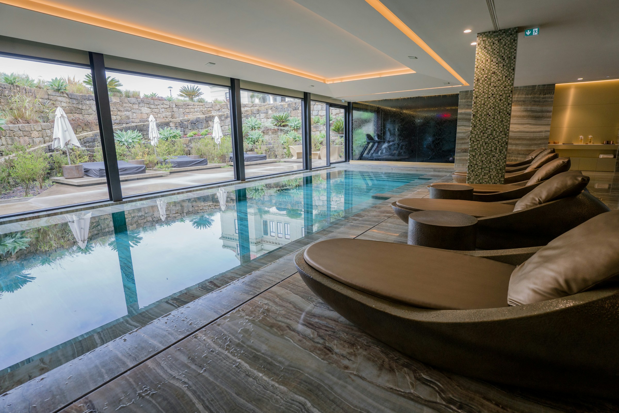 Indoor spa lounge detail
